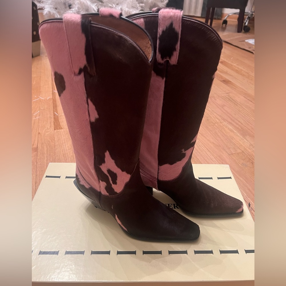 Donald Pliner Women’s Pink and Brown Boots